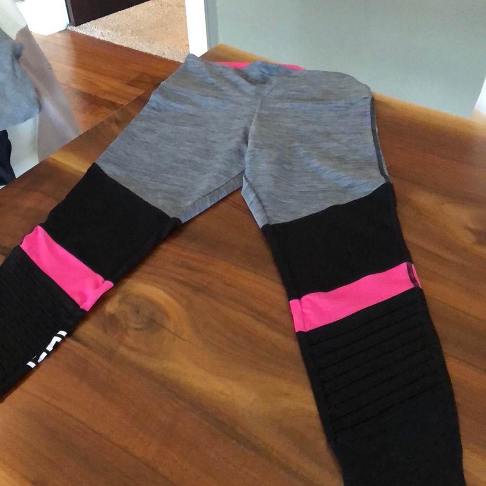 Yoga/workout leggings